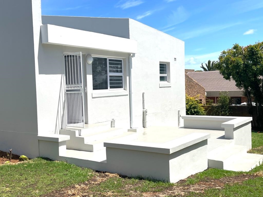 To Let 3 Bedroom Property for Rent in Protea Valley Western Cape